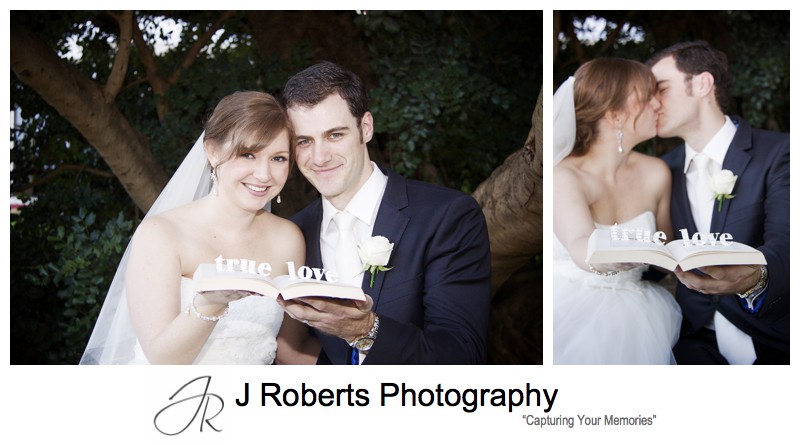 Bride and groom 'true love' signage - wedding photography sydney