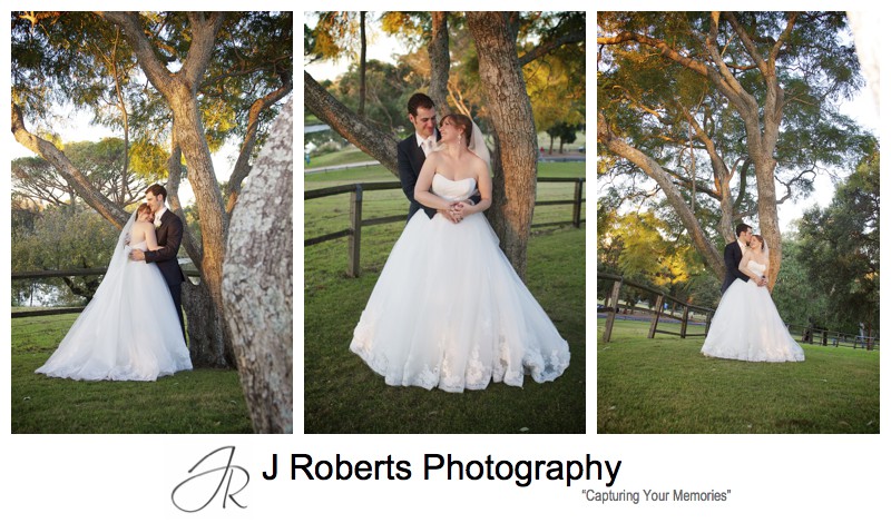 Bridal sunset photographs in the lawns of Old Government House Parramatta - Sydney wedding photographers 