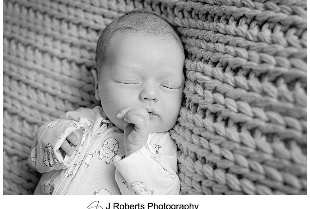 Newborn Baby Portrait Photography Sydney – Baby Portraits in the family home Manly – Professional Photographer Sydney