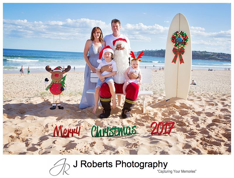 Santa at the beach – Long Reef Sydney – Northern Beaches Santa Photos Christmas 2017 – Professional Photography Sydney