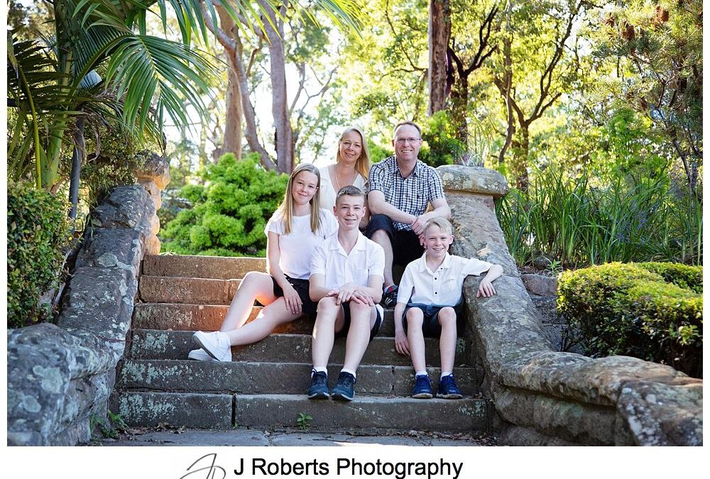 Family Portrait Photography Sydney Weekday 40mins 40 images Session Echo Point Roseville Chase – Sydney Professional Photographe