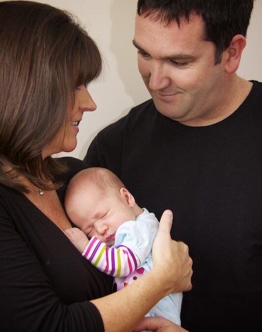 Baby Ashlin & Family – Newborn Portraits – Family Home Sydney