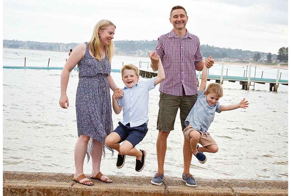 Sydney Northern Beaches Photography of Extended Family at North Narrabeen Rockpool